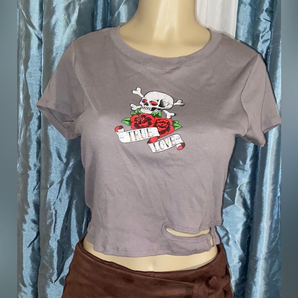 FOREVER21 GRAY CROP TOP 🌹